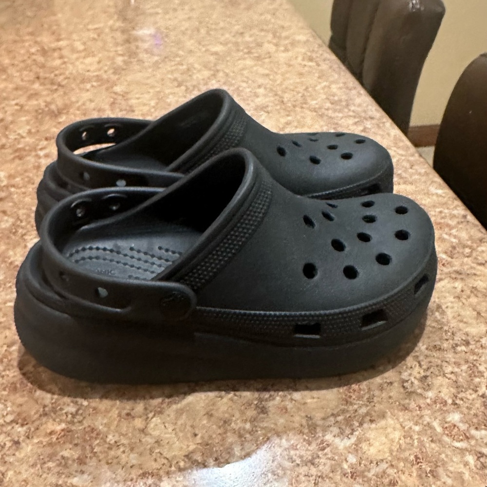 Girls Black Platform Crocs size 3